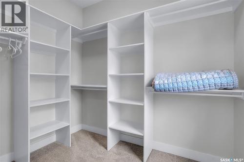 305 Clarence Avenue S, Saskatoon, SK - Indoor With Storage