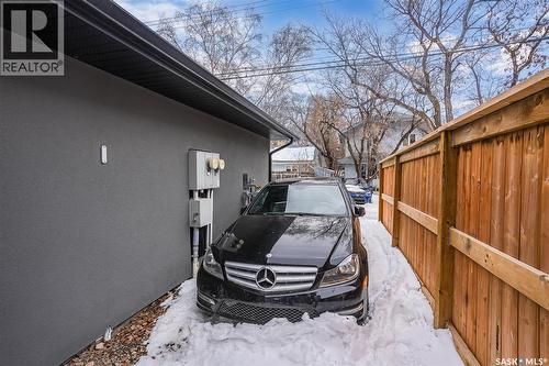 305 Clarence Avenue S, Saskatoon, SK - Outdoor With Exterior