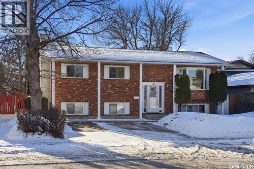 111 Gustin Crescent, Saskatoon, SK - Outdoor
