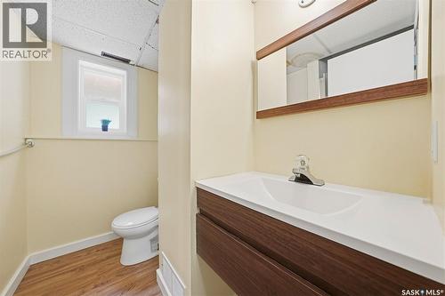 111 Gustin Crescent, Saskatoon, SK - Indoor Photo Showing Bathroom