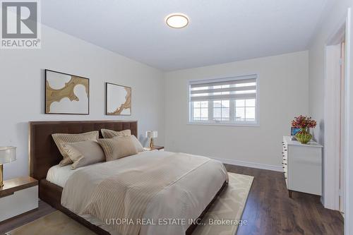 5409 Tenth Line W, Mississauga, ON - Indoor Photo Showing Bedroom