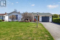 3269 CLEARWATER CRESCENT  Ottawa, ON K1V 7S3