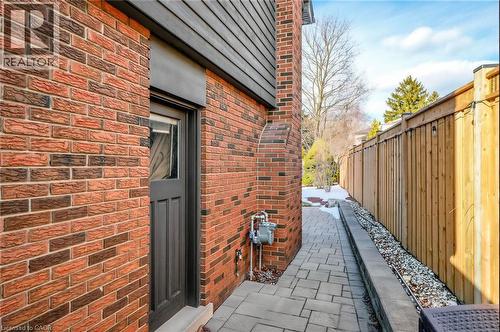 315 Swinburne Road, Burlington, ON - Outdoor