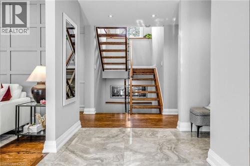 315 Swinburne Road, Burlington, ON - Indoor Photo Showing Other Room