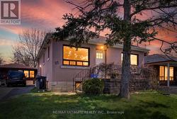 37 BEXHILL AVENUE Toronto, ON M1L 3B5