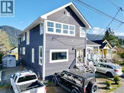 652-654 E 4TH AVENUE Prince Rupert, BC V8J 1P1