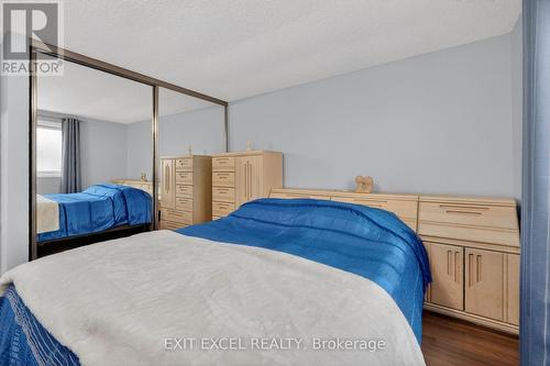 58 Fireside Crescent, Ottawa, ON - Indoor Photo Showing Bedroom