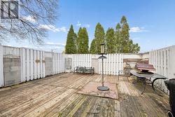 Terrace above double car garage - 
