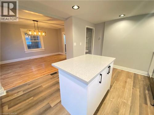 168 Garside Avenue N, Hamilton, ON - Indoor