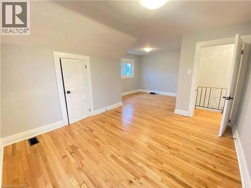 168 Garside Avenue N, Hamilton, ON - Indoor Photo Showing Other Room