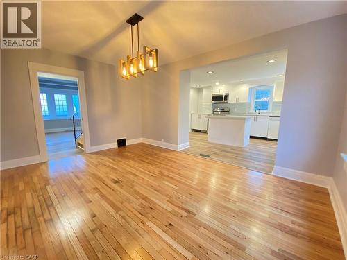 168 Garside Avenue N, Hamilton, ON - Indoor