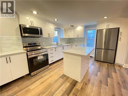 168 Garside Avenue N, Hamilton, ON - Indoor Photo Showing Kitchen With Stainless Steel Kitchen