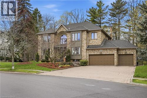1121 FORESTVALE Drive  Burlington, ON L7P 4W3