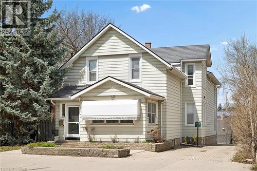 64 FRANCIS Street N  Kitchener, ON N2H 5B5