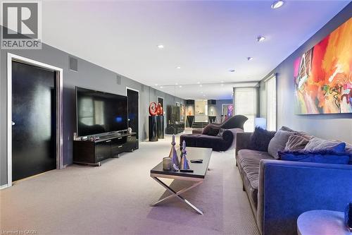 64 Francis Street N, Kitchener, ON - Indoor Photo Showing Other Room