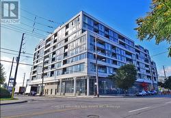 910 - 859 THE QUEENSWAY Toronto, ON M8Z 1N8