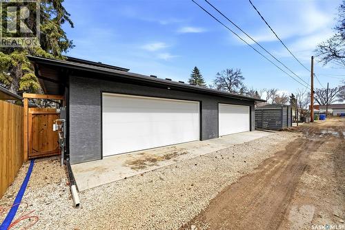 3917 Qu'Appelle Drive, Regina, SK - Outdoor