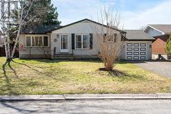 10 ROBERT ROAD Perth, ON K7H 2Z8