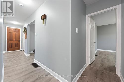 10 Robert Road, Perth, ON - Indoor Photo Showing Other Room