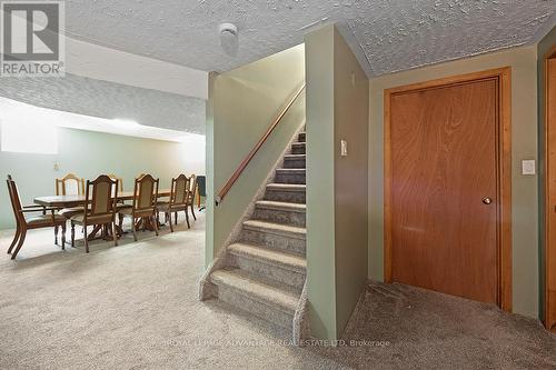 10 Robert Road, Perth, ON - Indoor Photo Showing Other Room
