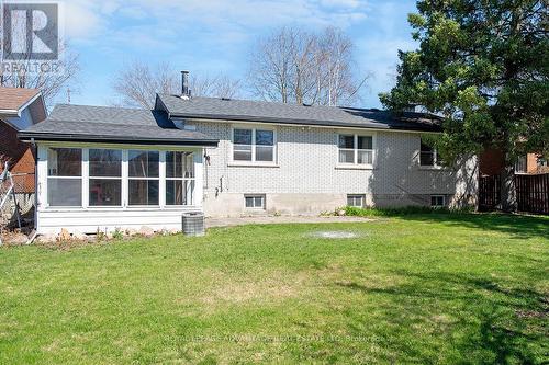 10 Robert Road, Perth, ON - Outdoor