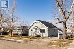 430 Columbia AVENUE  Kerrobert, SK S0L 1R0