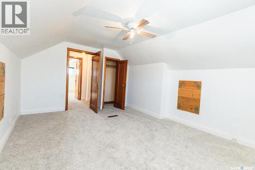 430 Columbia Avenue, Kerrobert, SK - Indoor Photo Showing Other Room