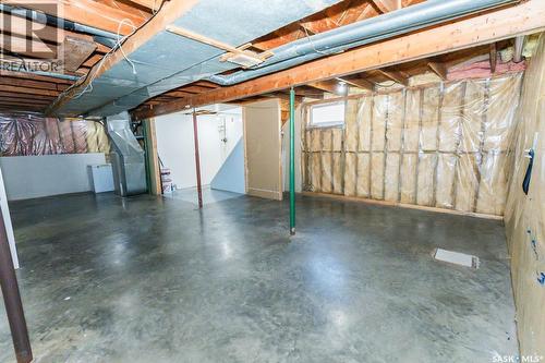 430 Columbia Avenue, Kerrobert, SK - Indoor Photo Showing Basement