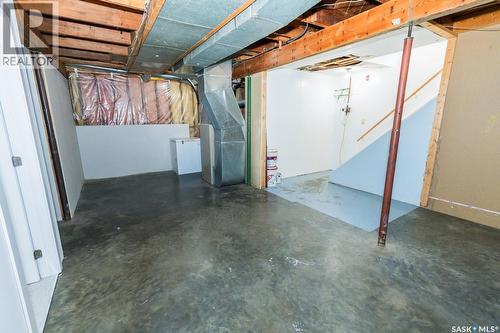 430 Columbia Avenue, Kerrobert, SK - Indoor Photo Showing Basement