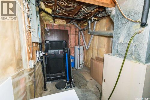 430 Columbia Avenue, Kerrobert, SK - Indoor Photo Showing Basement