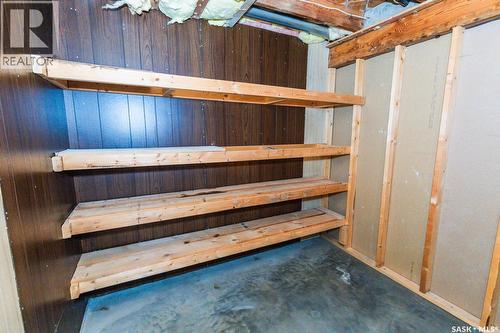 430 Columbia Avenue, Kerrobert, SK - Indoor Photo Showing Basement