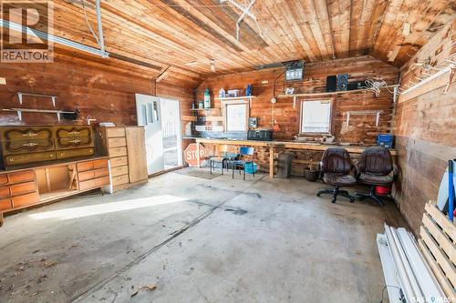 430 Columbia Avenue, Kerrobert, SK - Indoor