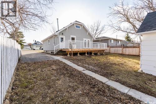 430 Columbia Avenue, Kerrobert, SK - Outdoor With Deck Patio Veranda