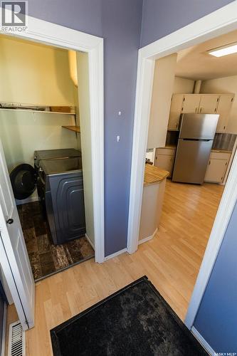 430 Columbia Avenue, Kerrobert, SK - Indoor