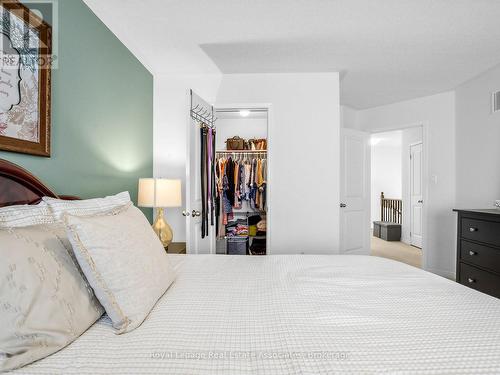 1529 Winville Road, Pickering, ON - Indoor Photo Showing Bedroom