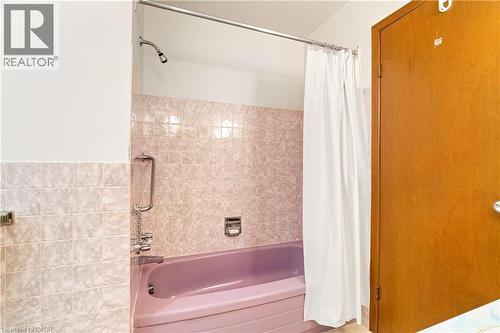 4620 Sideroad 20 N Road, Puslinch, ON - Indoor Photo Showing Bathroom