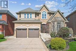 2175 ALDERBROOK DRIVE Oakville, ON L6M 4Z3
