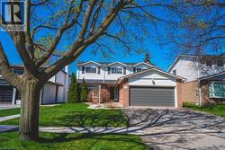 2200 SANDRINGHAM Drive  Burlington, ON L7P 1T9