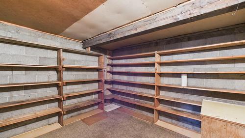 513 Hurry Avenue, Cranbrook, BC - Indoor Photo Showing Other Room