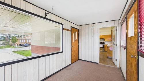 513 Hurry Avenue, Cranbrook, BC - Indoor Photo Showing Other Room