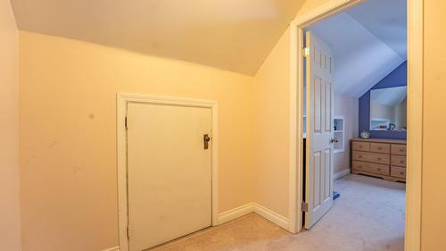 359 Banks Street, Kimberley, BC - Indoor Photo Showing Other Room