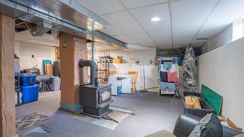 359 Banks Street, Kimberley, BC - Indoor Photo Showing Other Room