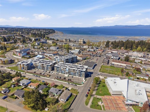 305-120 Jensen Ave WEST Parksville, BC V9P 0H6