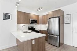 305-3070 Kilpatrick Ave Courtenay, BC V9N 0G7