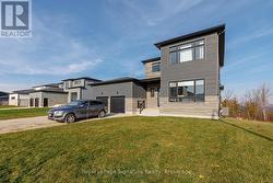 107 SLADDEN COURT  Blue Mountains, ON N0H 2P0