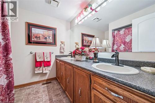 5792 8Th Line E, Ariss, ON - Indoor Photo Showing Bathroom