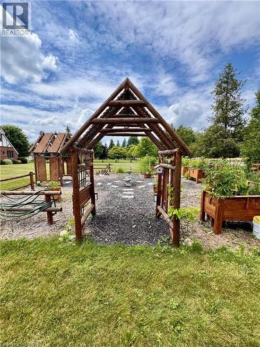 5792 8Th Line E, Ariss, ON - Outdoor