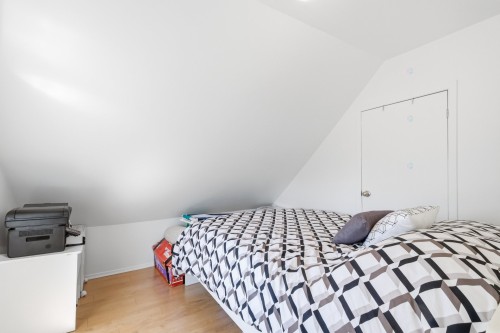 Chambre à coucher - 668 Ch. De St-Robert, Saint-Robert, QC - Indoor Photo Showing Bedroom