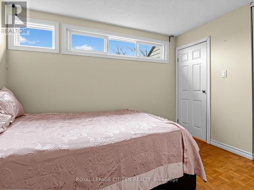 148 Milestone Crescent, Aurora, ON - Indoor Photo Showing Bedroom