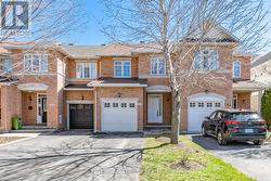 915 SCHOONER CRESCENT Ottawa, ON K1V 1Y3